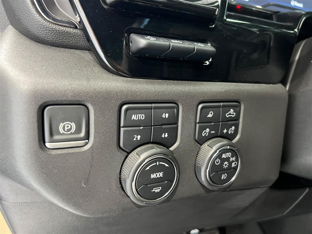 Chevrolet Silverado 1500 ZR2 Crew Cab 4WD 2022