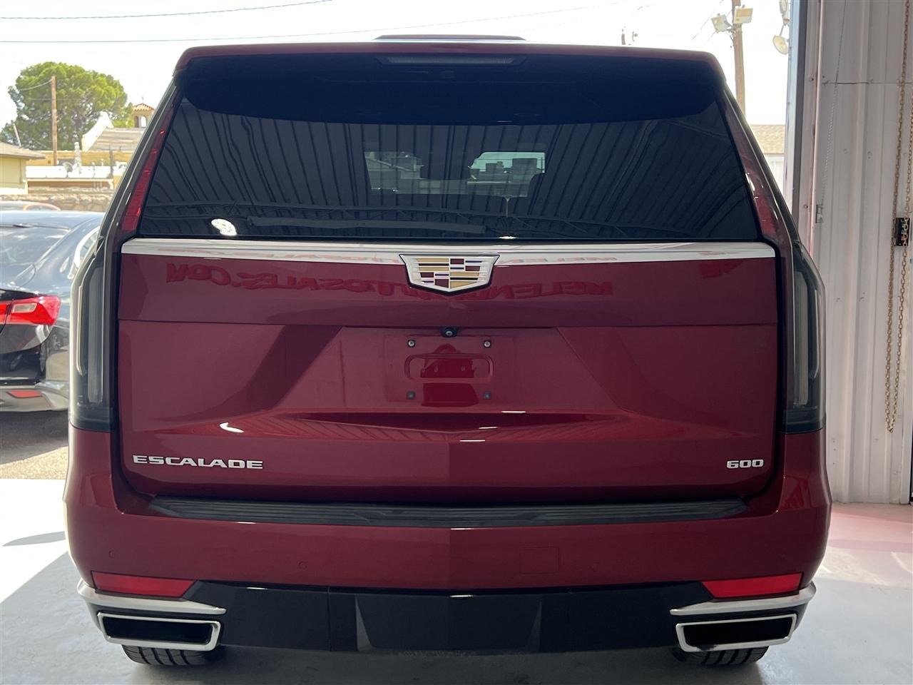 Cadillac Escalade Luxury 2WD 2023