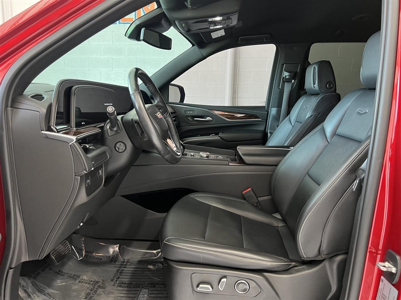 Cadillac Escalade Luxury 2WD 2023