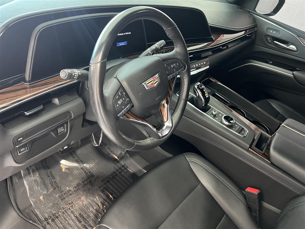 Cadillac Escalade Luxury 2WD 2023
