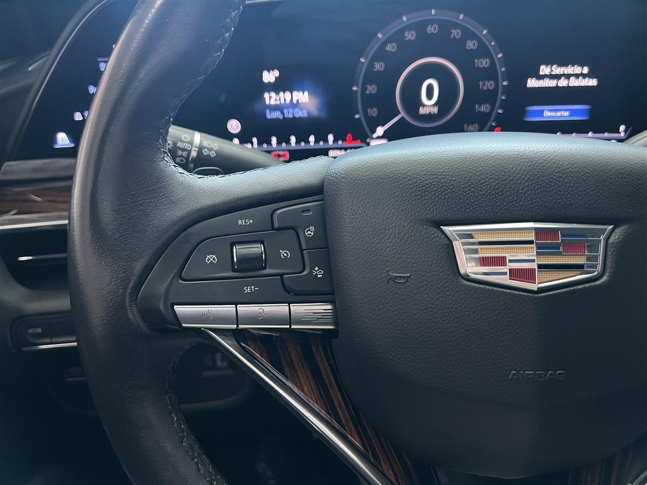 Cadillac Escalade Luxury 2WD 2023