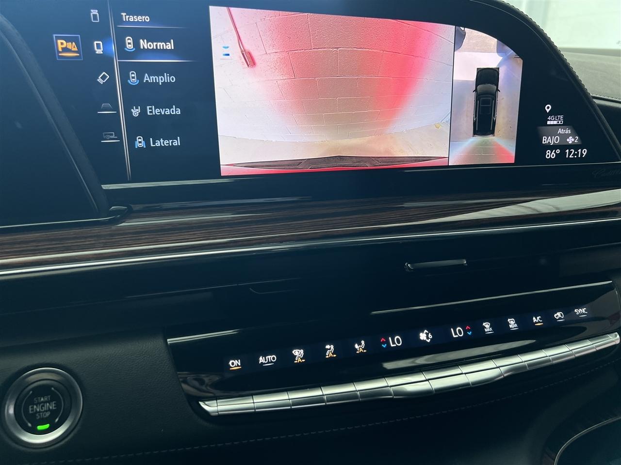 Cadillac Escalade Luxury 2WD 2023