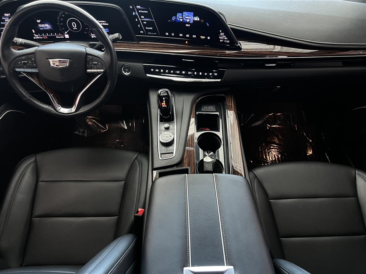 Cadillac Escalade Luxury 2WD 2023
