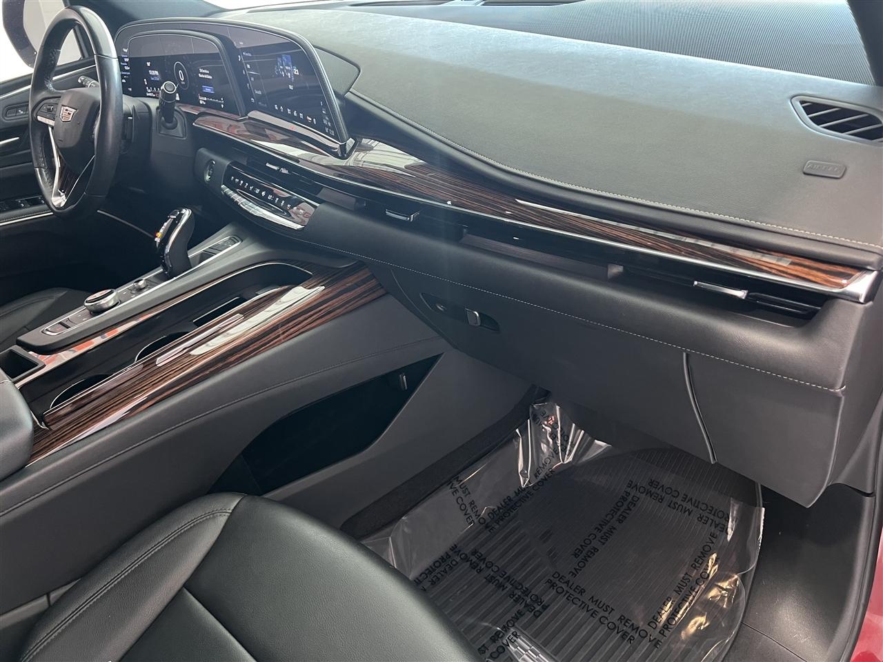 Cadillac Escalade Luxury 2WD 2023