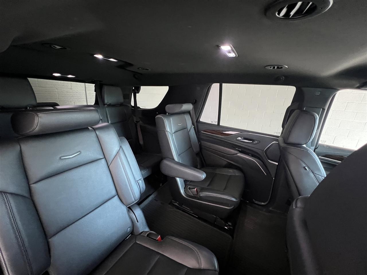 Cadillac Escalade Luxury 2WD 2023