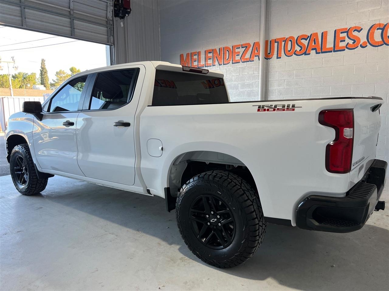 Chevrolet Silverado 1500 Custom Trail Boss Crew Cab Long Box 4WD 2021
