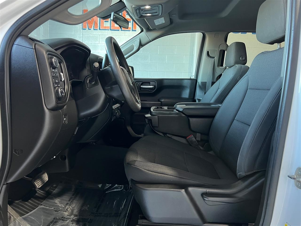 Chevrolet Silverado 1500 Custom Trail Boss Crew Cab Long Box 4WD 2021