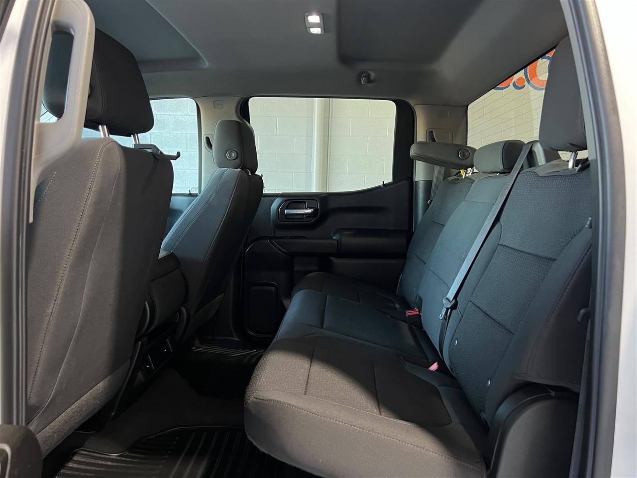 Chevrolet Silverado 1500 Custom Trail Boss Crew Cab Long Box 4WD 2021