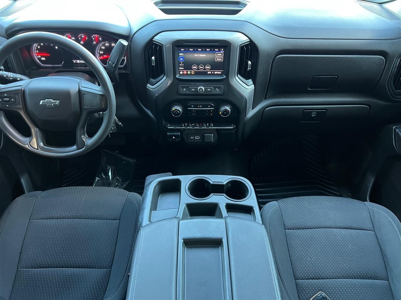 Chevrolet Silverado 1500 Custom Trail Boss Crew Cab Long Box 4WD 2021