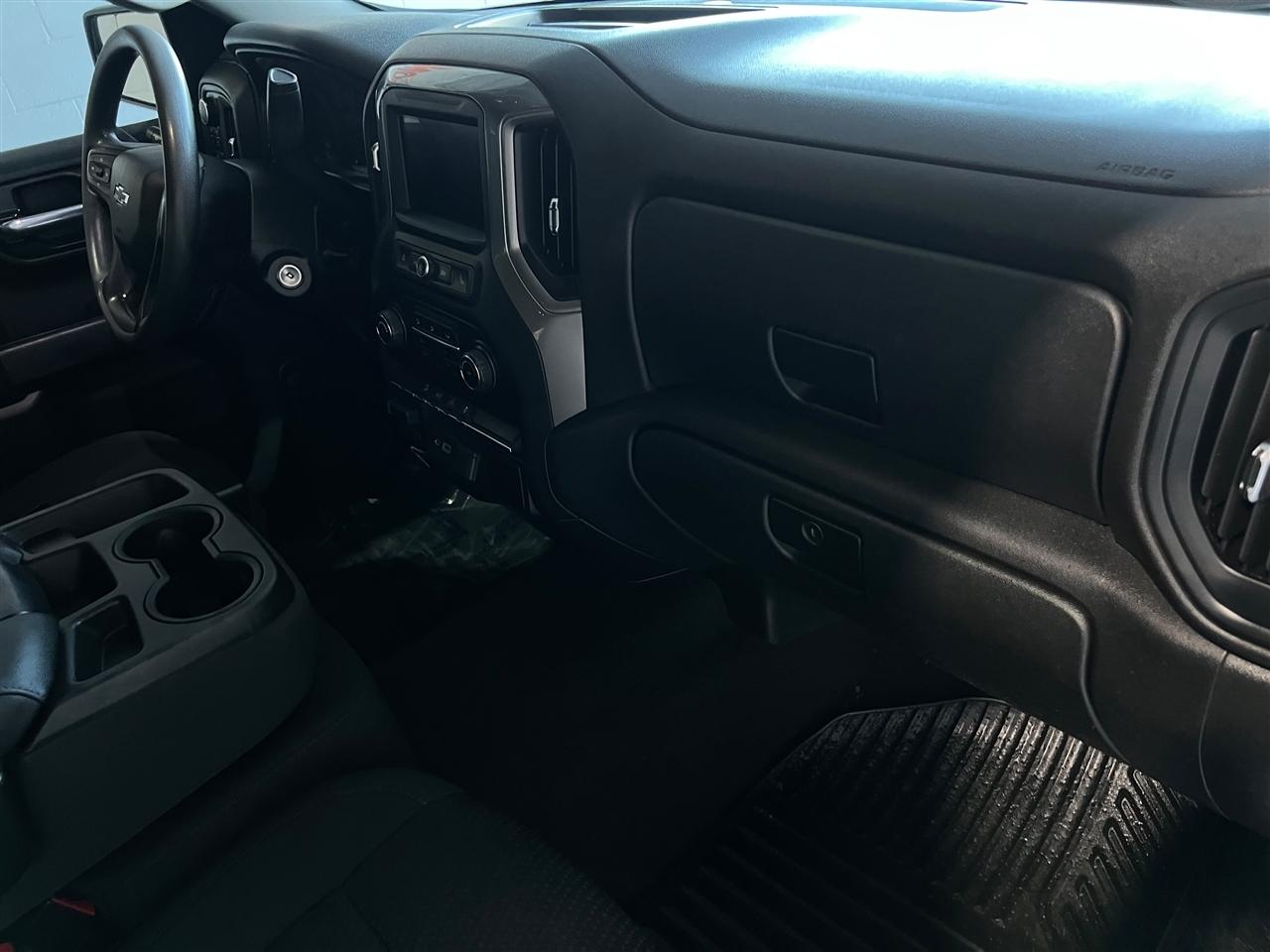Chevrolet Silverado 1500 Custom Trail Boss Crew Cab Long Box 4WD 2021