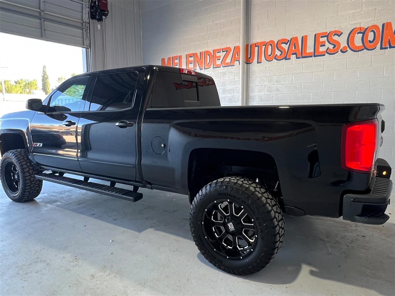 Chevrolet Silverado 1500 LTZ Crew Cab 4WD 2018