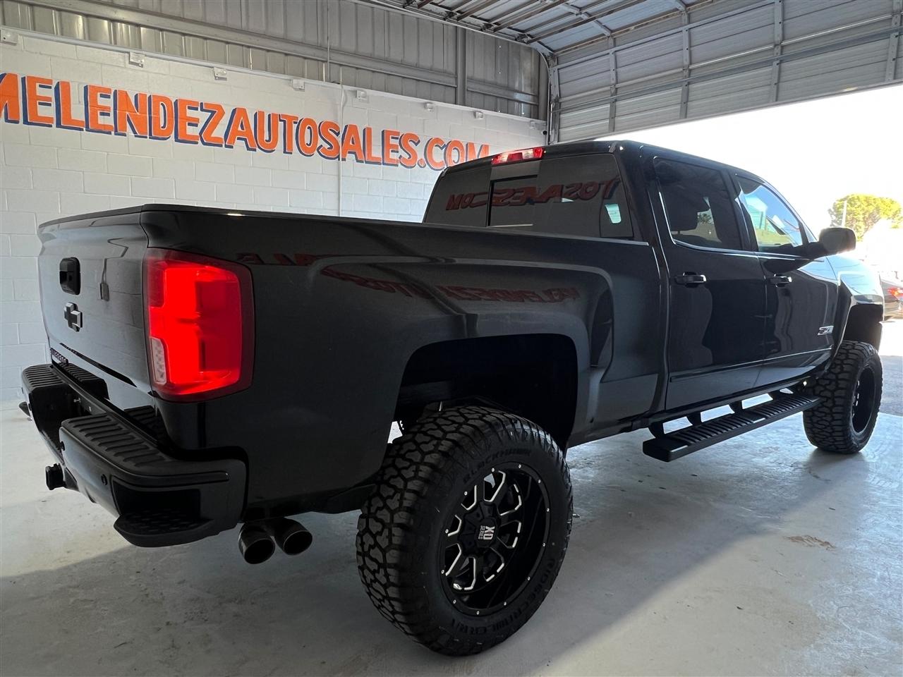 Chevrolet Silverado 1500 LTZ Crew Cab 4WD 2018