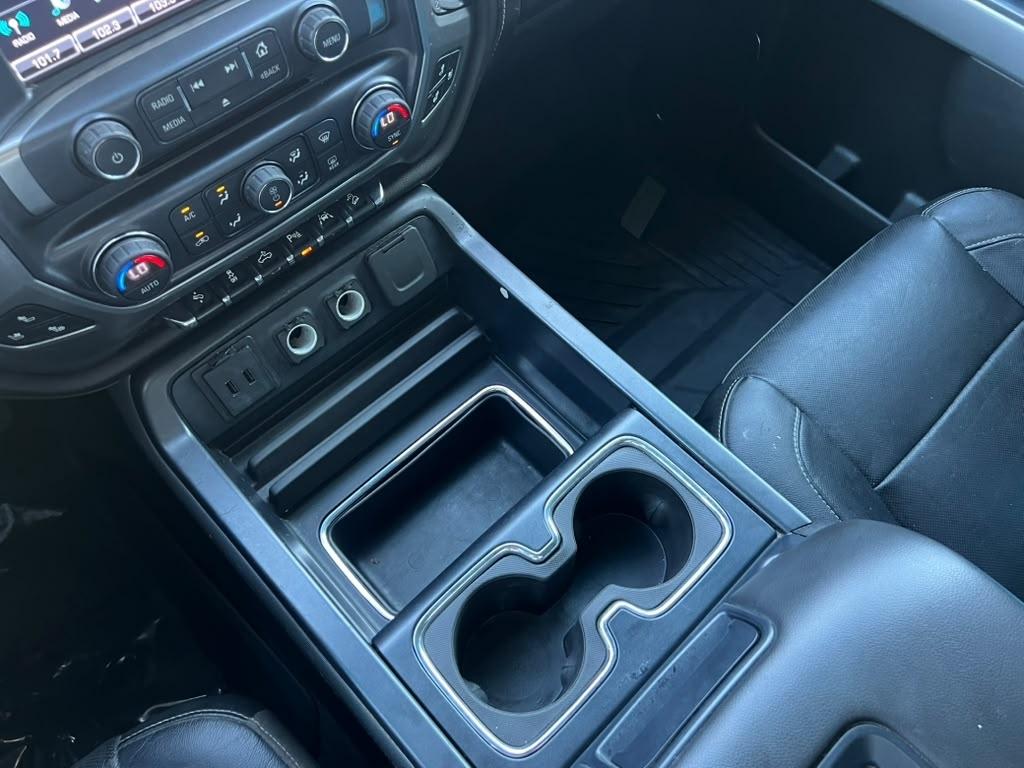 Chevrolet Silverado 1500 LTZ Crew Cab 4WD 2018