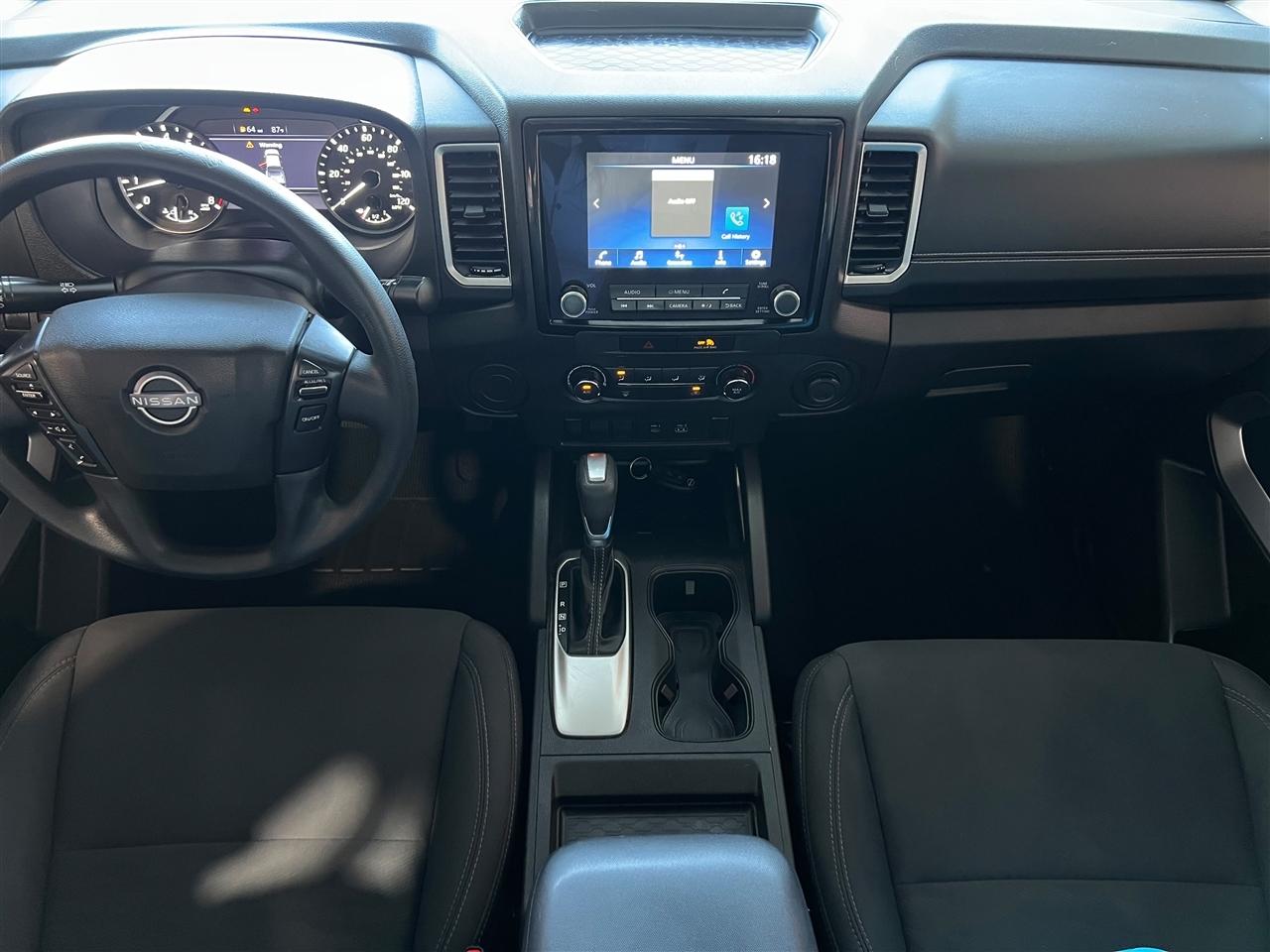 Nissan Frontier SV Crew Cab 2WD 2023