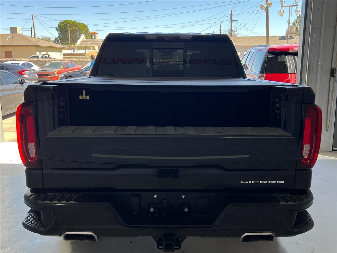 GMC Sierra 1500 Denali Ultimate Crew Cab 4WD 2023