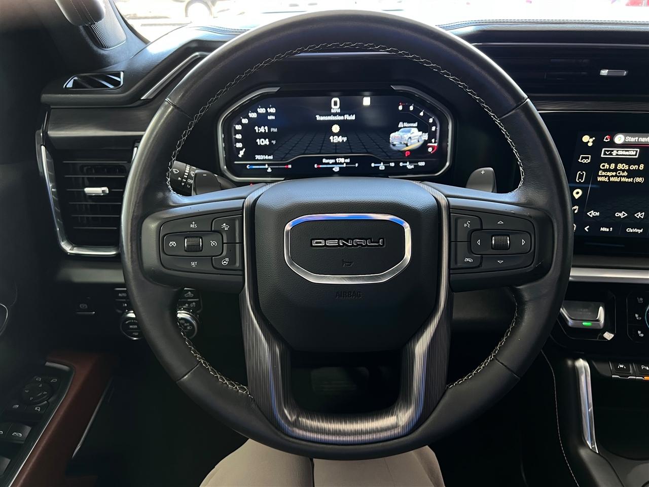 GMC Sierra 1500 Denali Ultimate Crew Cab 4WD 2023