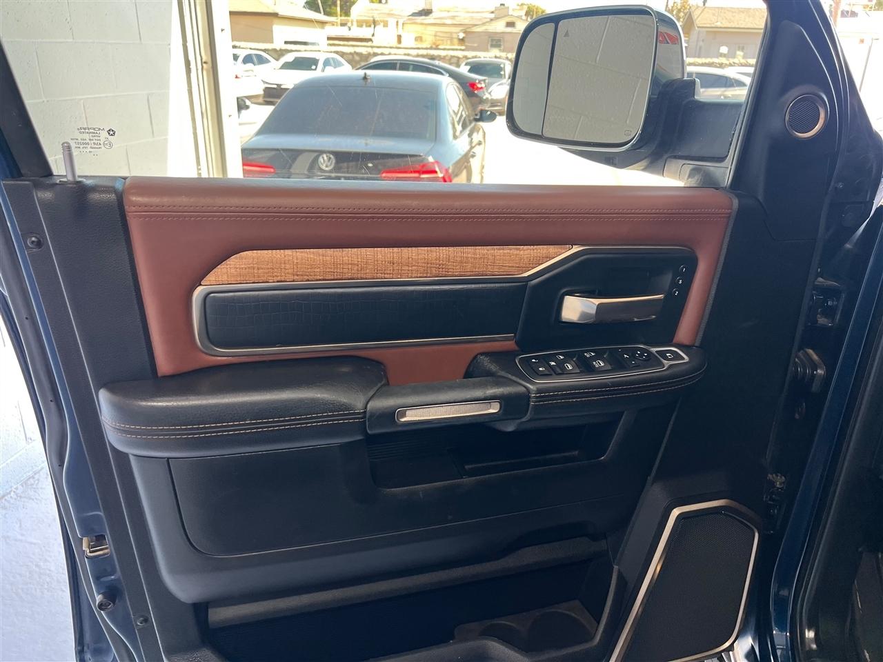 RAM 2500 Longhorn Mega Cab 4WD 2019