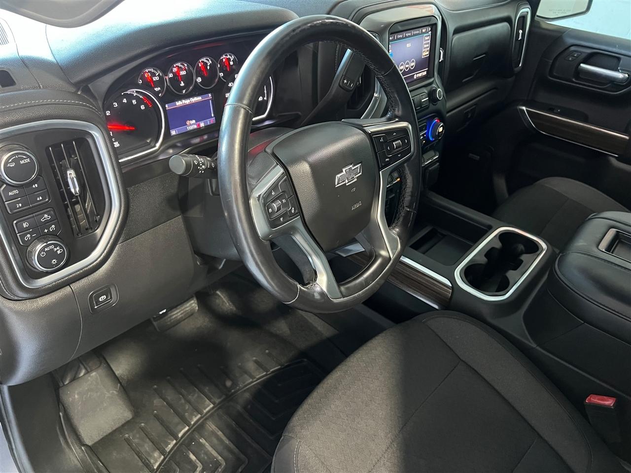 Chevrolet Silverado 1500 LT Trail Boss Crew Cab 4WD 2020