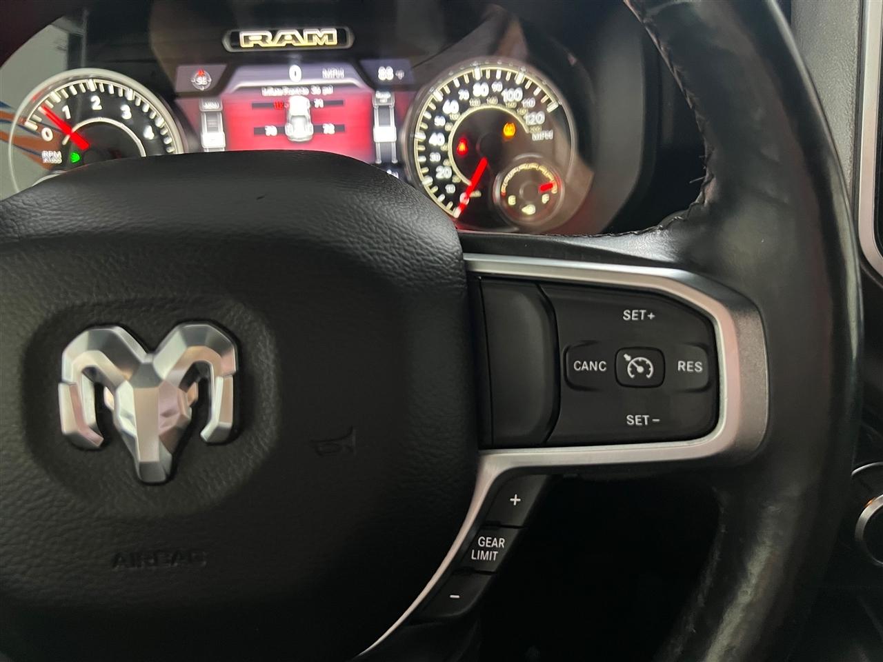 RAM 1500 Big Horn Crew Cab SWB 2WD 2019