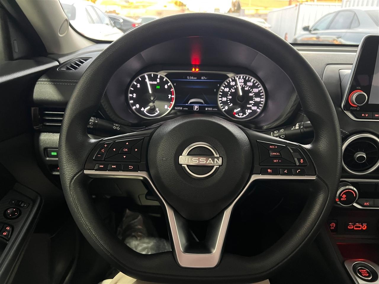 Nissan Sentra SV 2024