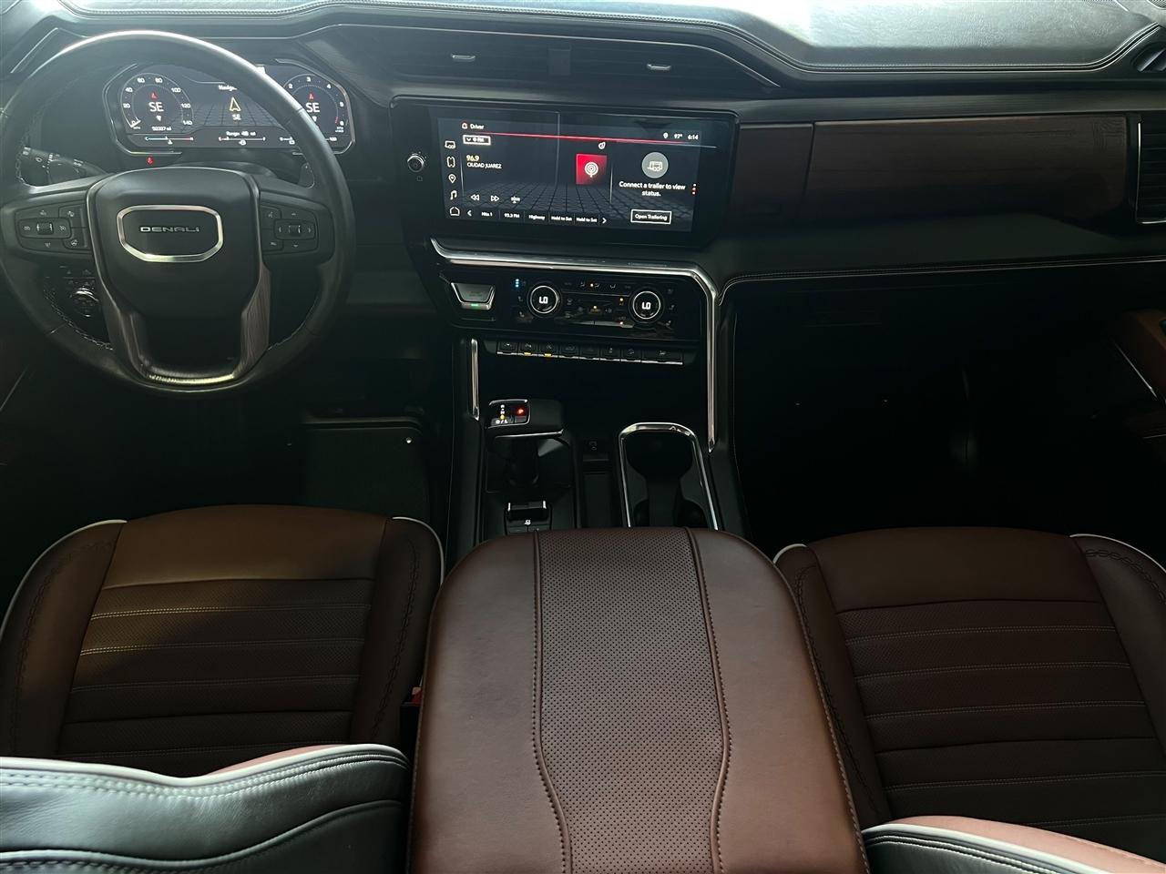 GMC Sierra 1500 Denali Ultimate Crew Cab 4WD 2023
