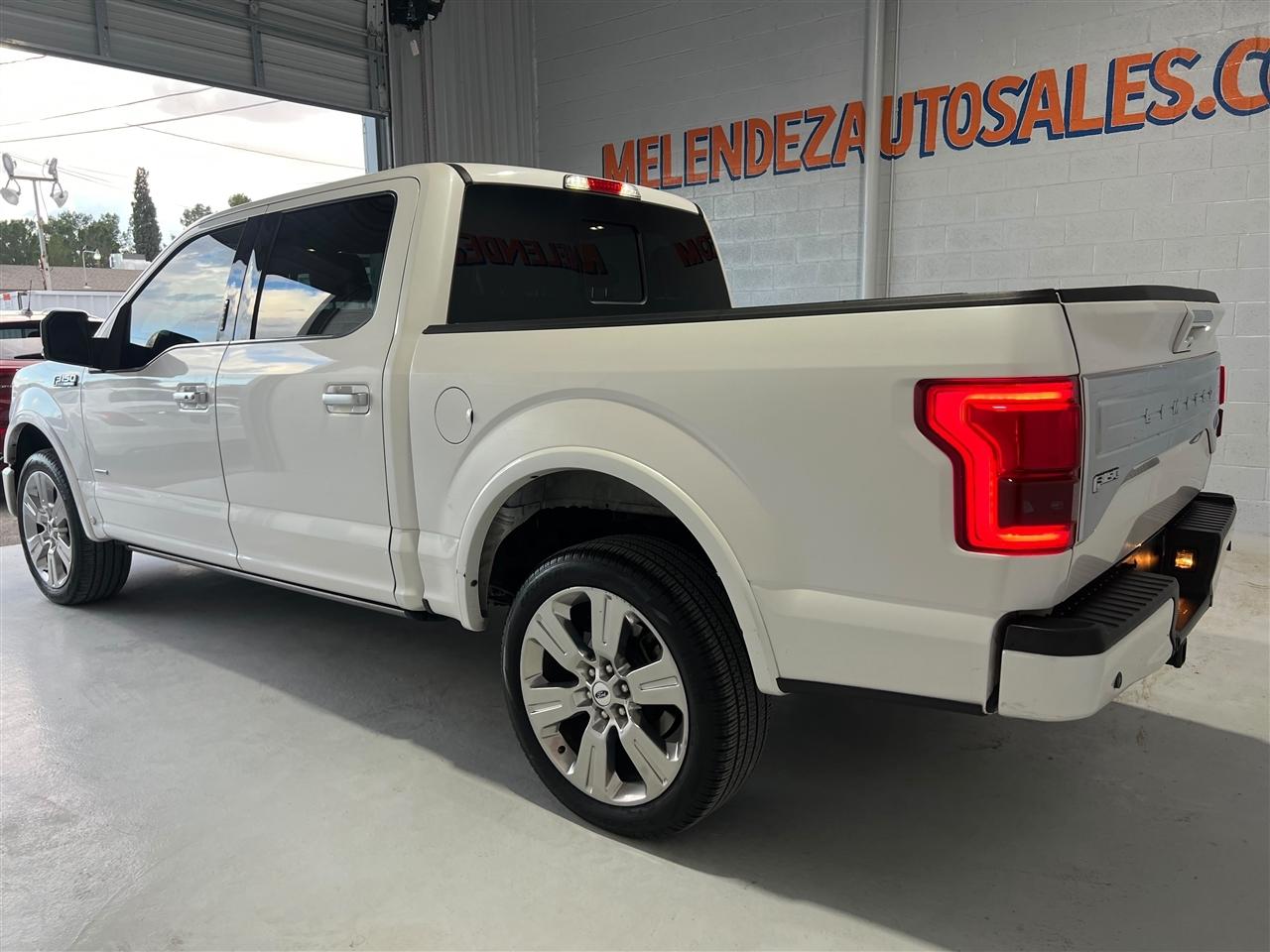 Ford F-150 XL SuperCrew 5.5-ft. Bed 4WD 2017