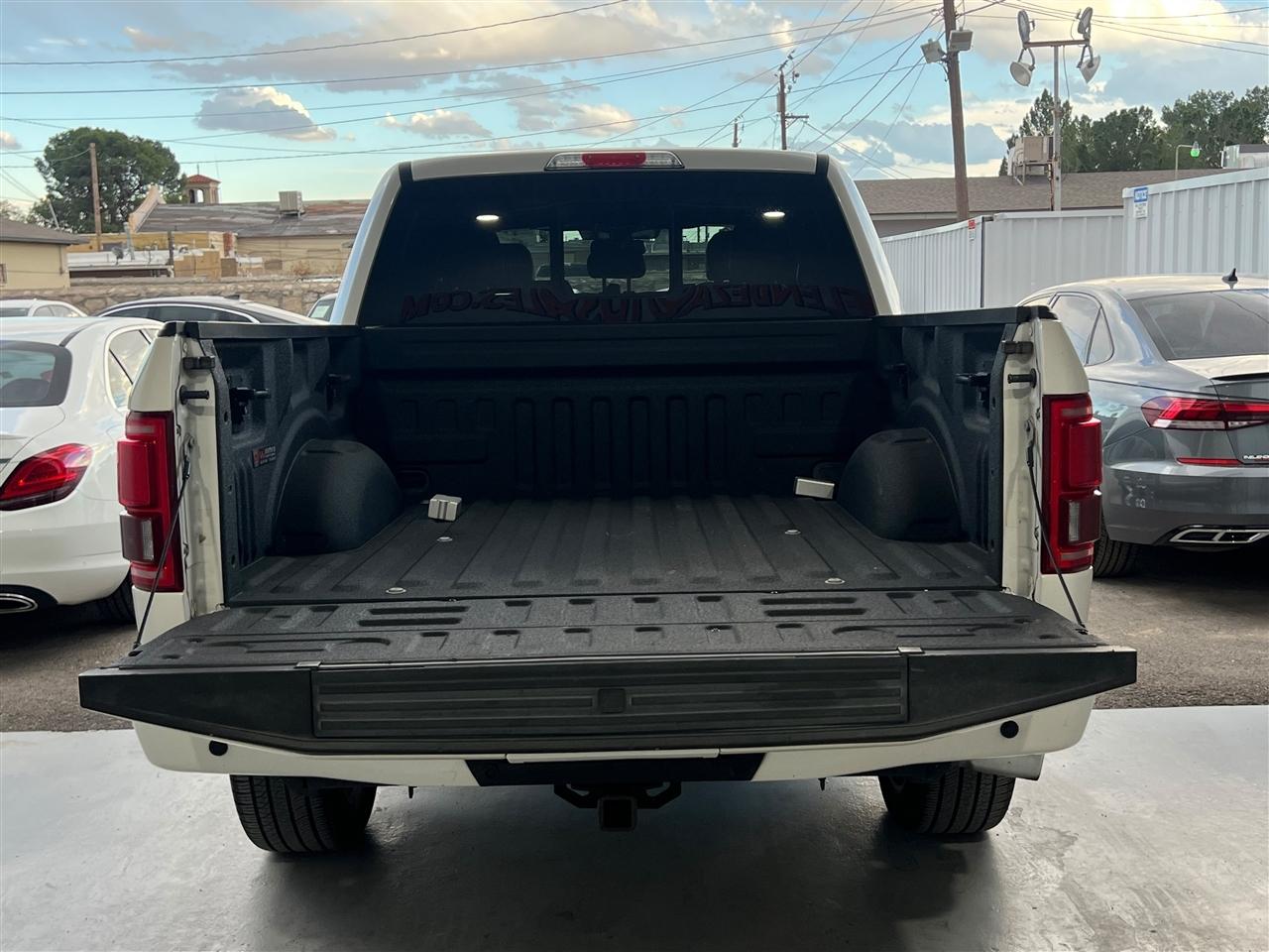 Ford F-150 XL SuperCrew 5.5-ft. Bed 4WD 2017