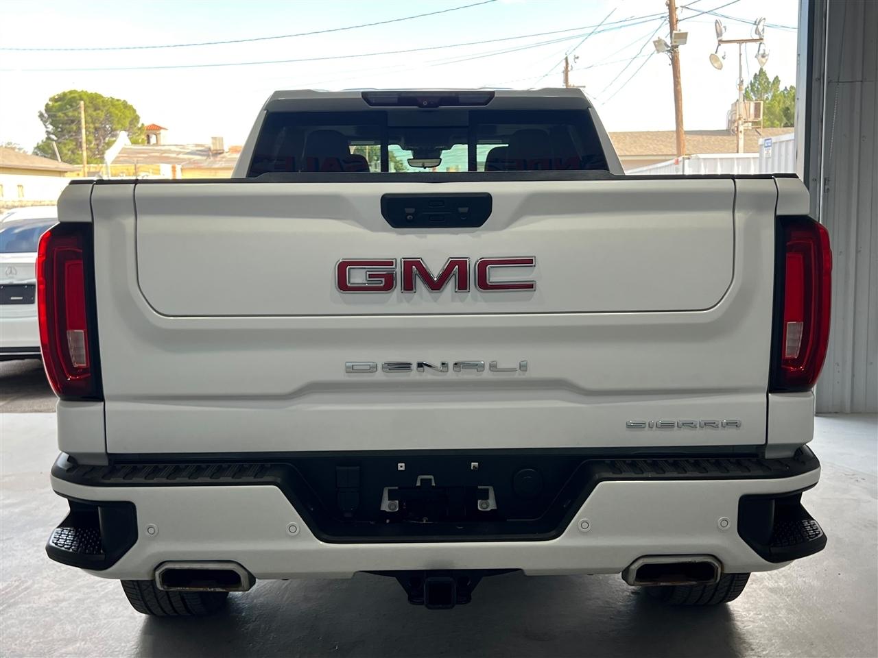 GMC Sierra 1500 Denali Crew Cab Short Box 4WD 2023