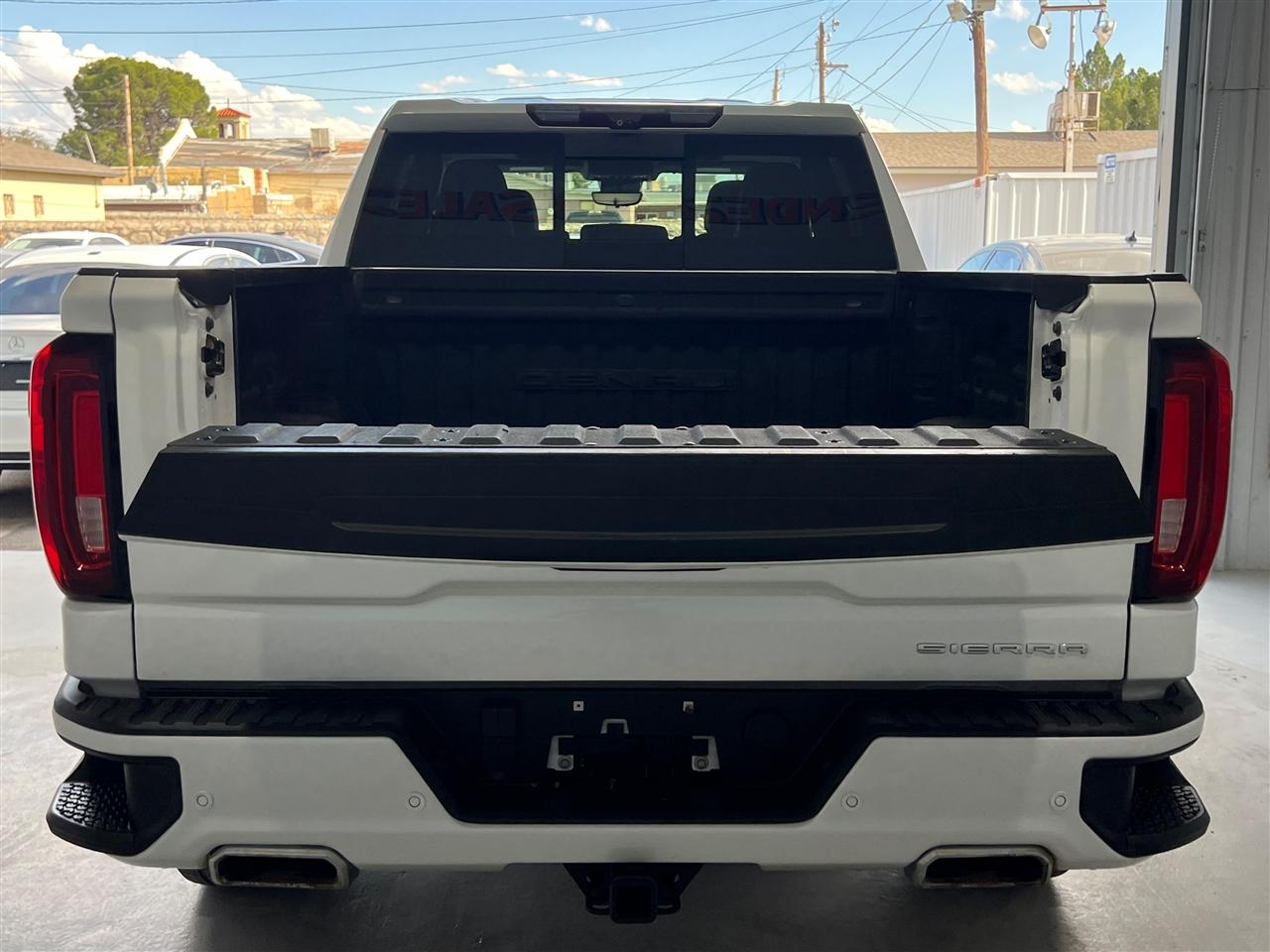 GMC Sierra 1500 Denali Crew Cab Short Box 4WD 2023