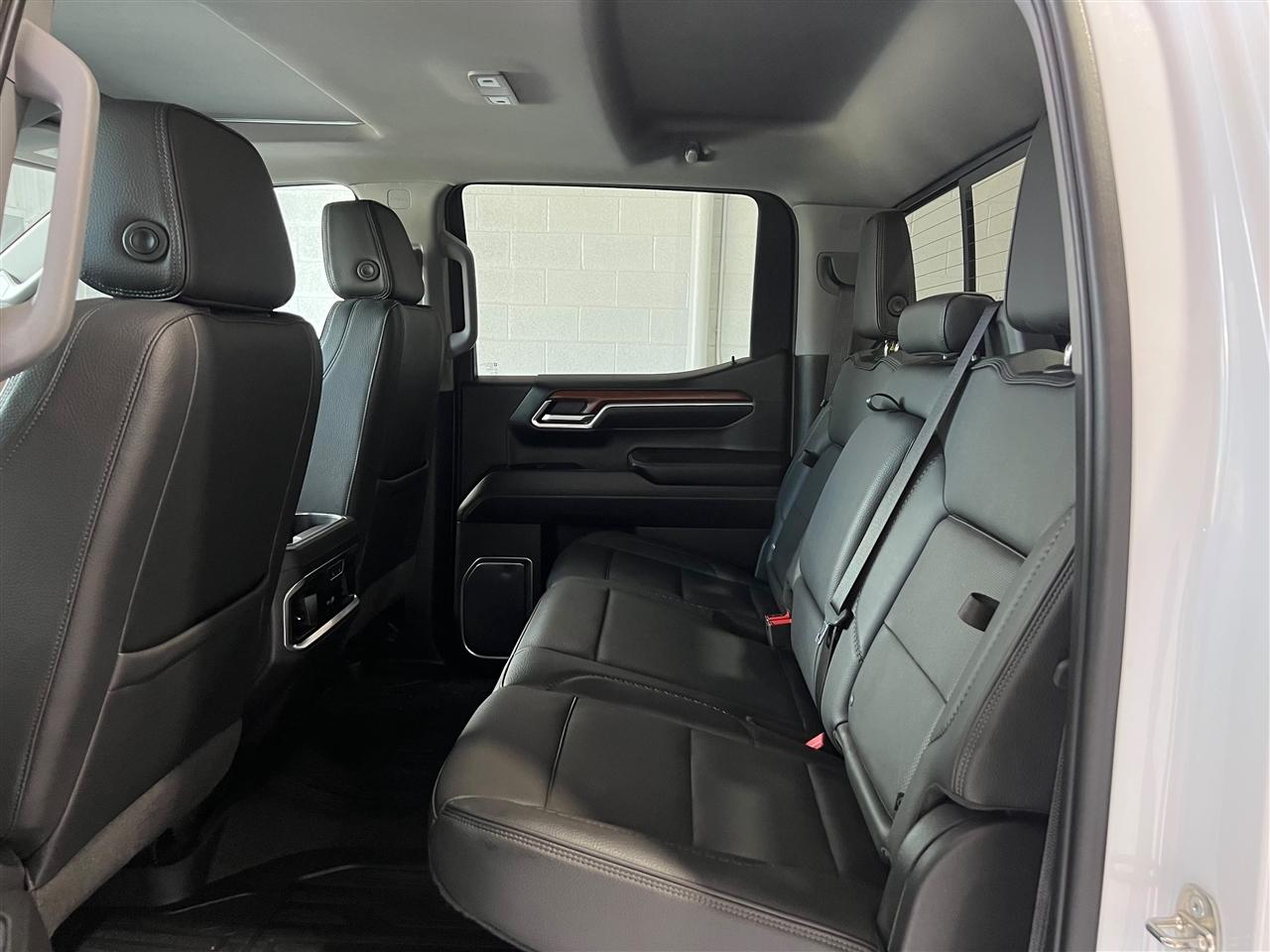 GMC Sierra 1500 Denali Crew Cab Short Box 4WD 2023