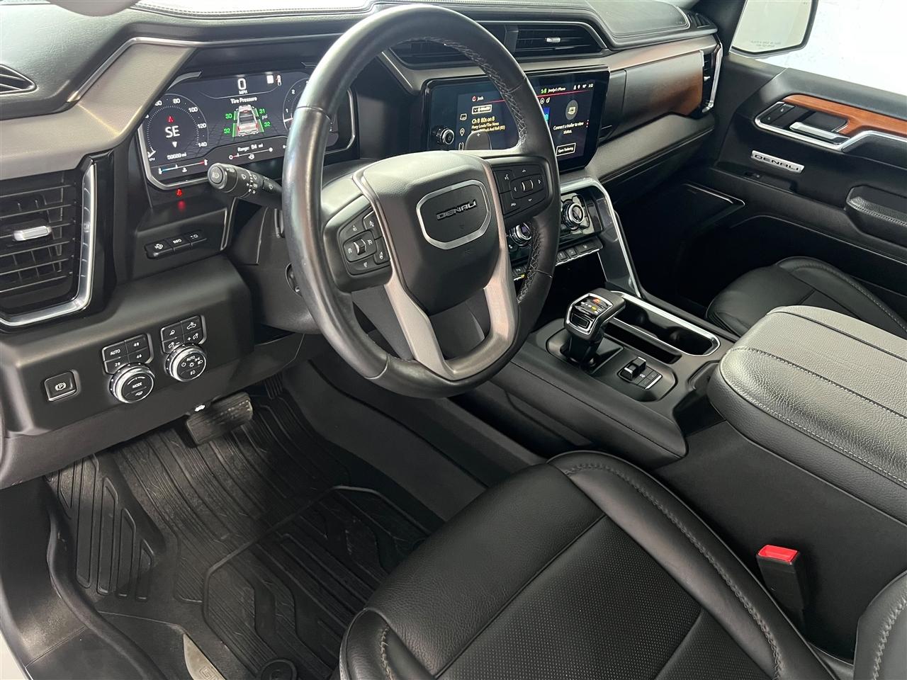 GMC Sierra 1500 Denali Crew Cab Short Box 4WD 2023