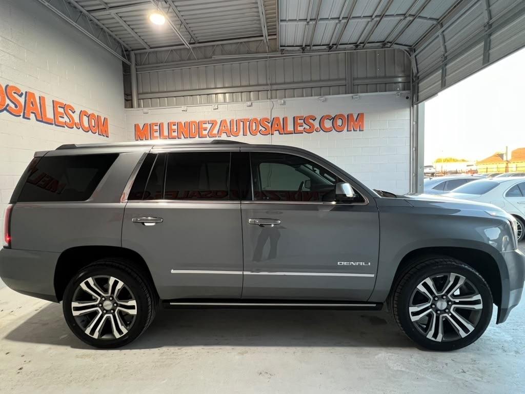 GMC Yukon Denali 4WD 2019
