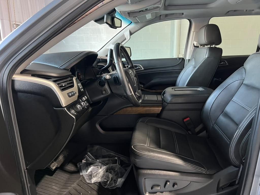 GMC Yukon Denali 4WD 2019