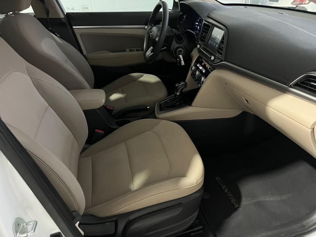 Hyundai Elantra Limited 2020