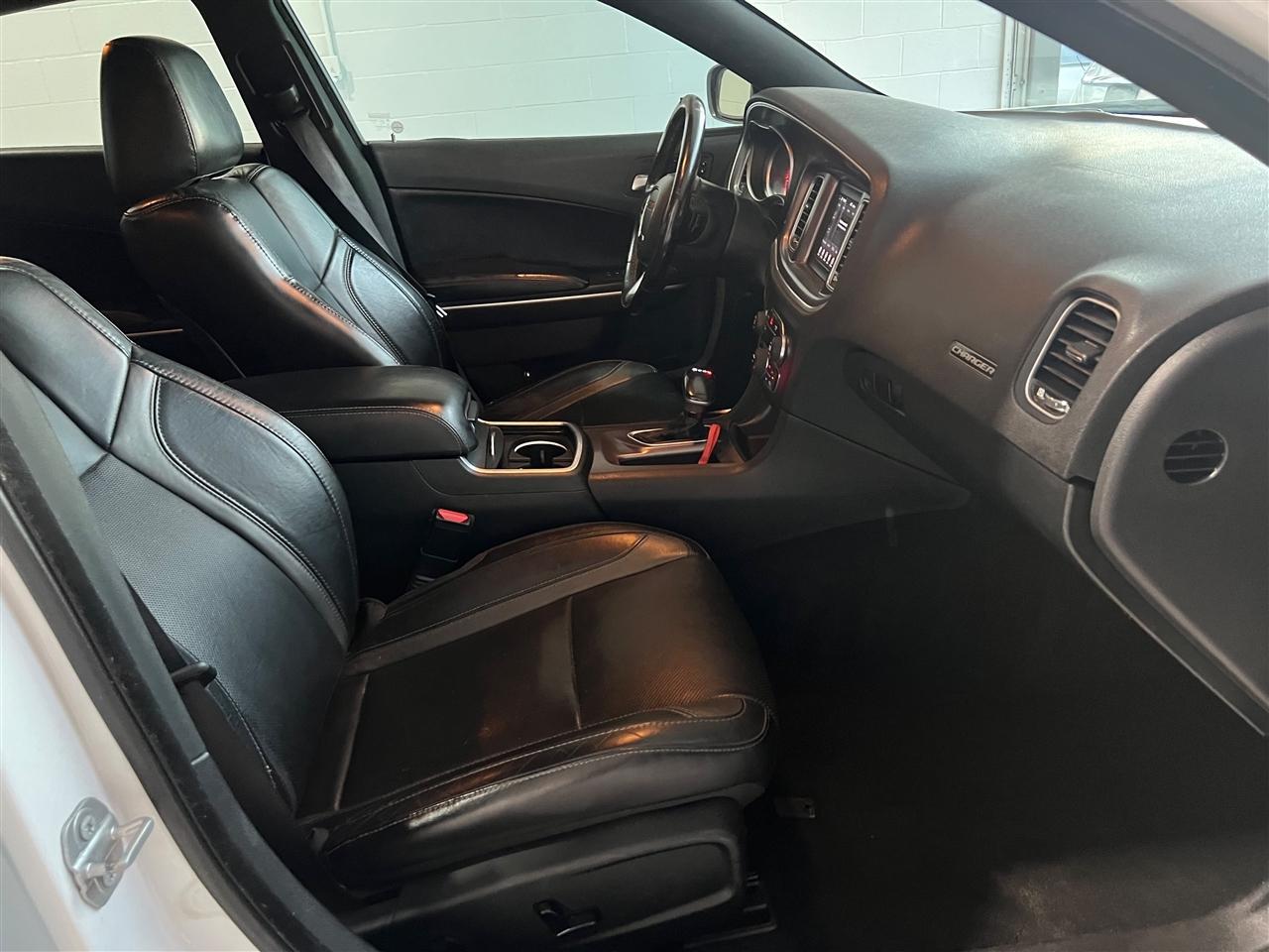 Dodge Charger SXT 2019