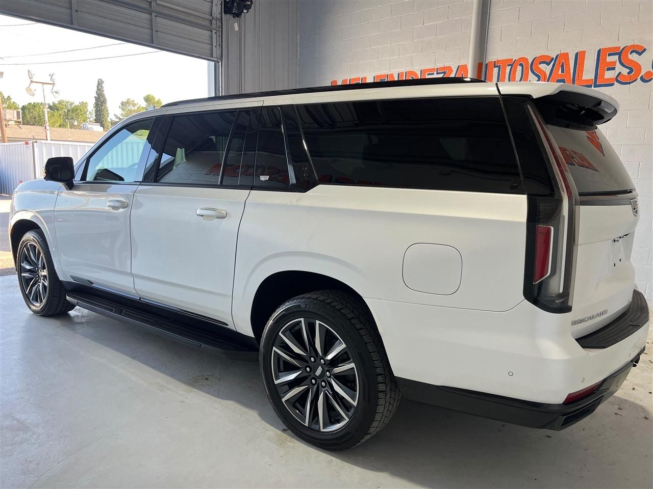 Cadillac Escalade ESV Sport AWD 2023