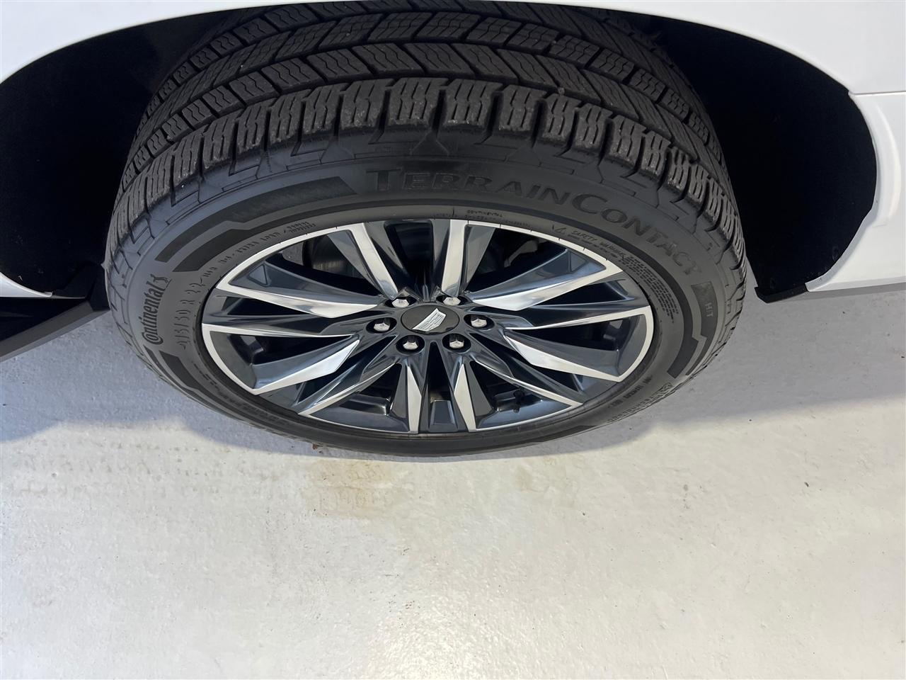 Cadillac Escalade ESV Sport AWD 2023