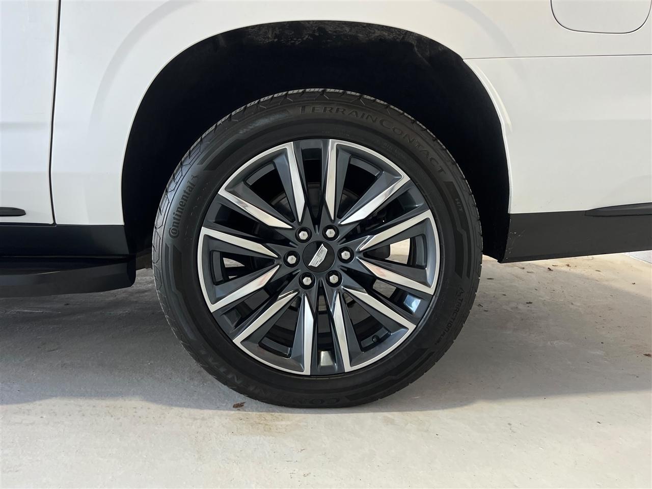 Cadillac Escalade ESV Sport AWD 2023