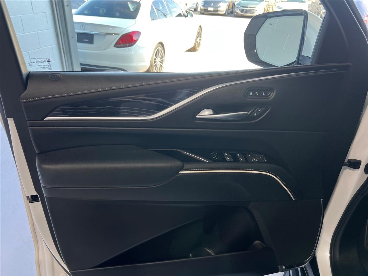 Cadillac Escalade ESV Sport AWD 2023