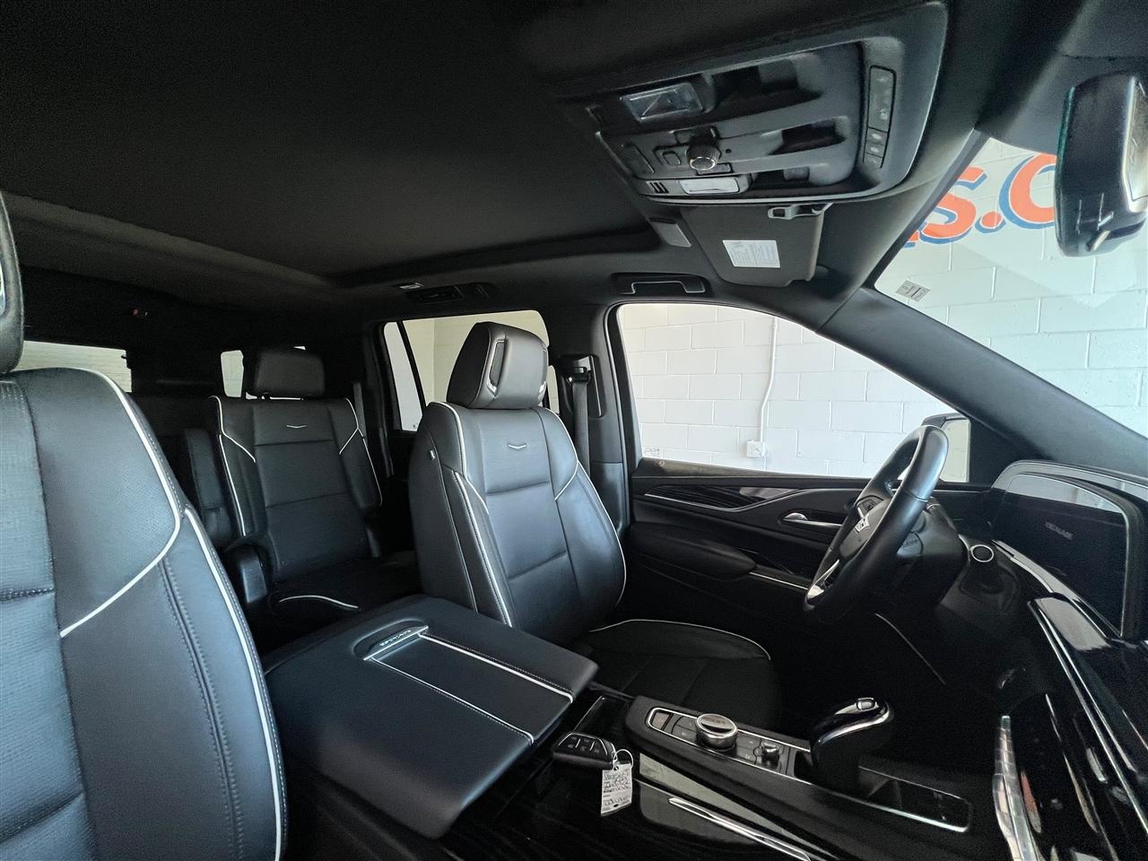 Cadillac Escalade ESV Sport AWD 2023