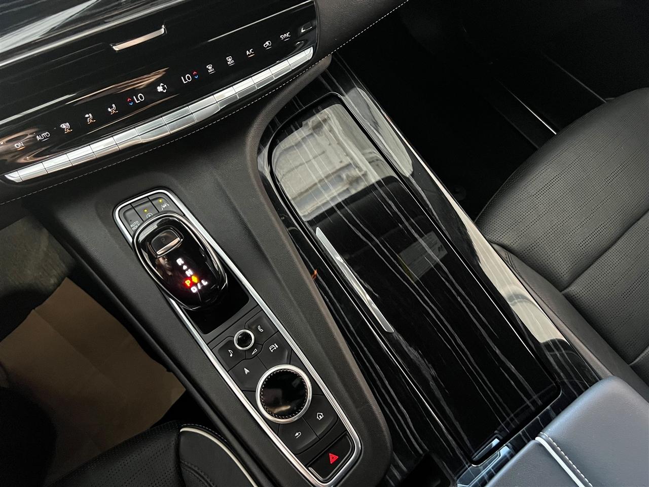Cadillac Escalade ESV Sport AWD 2023
