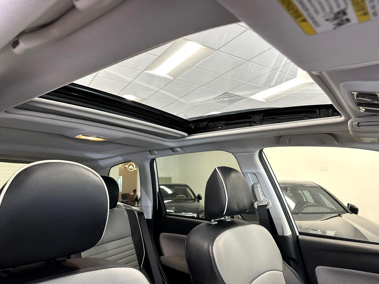 2018 Subaru Forester 2.5i Premium photo 21