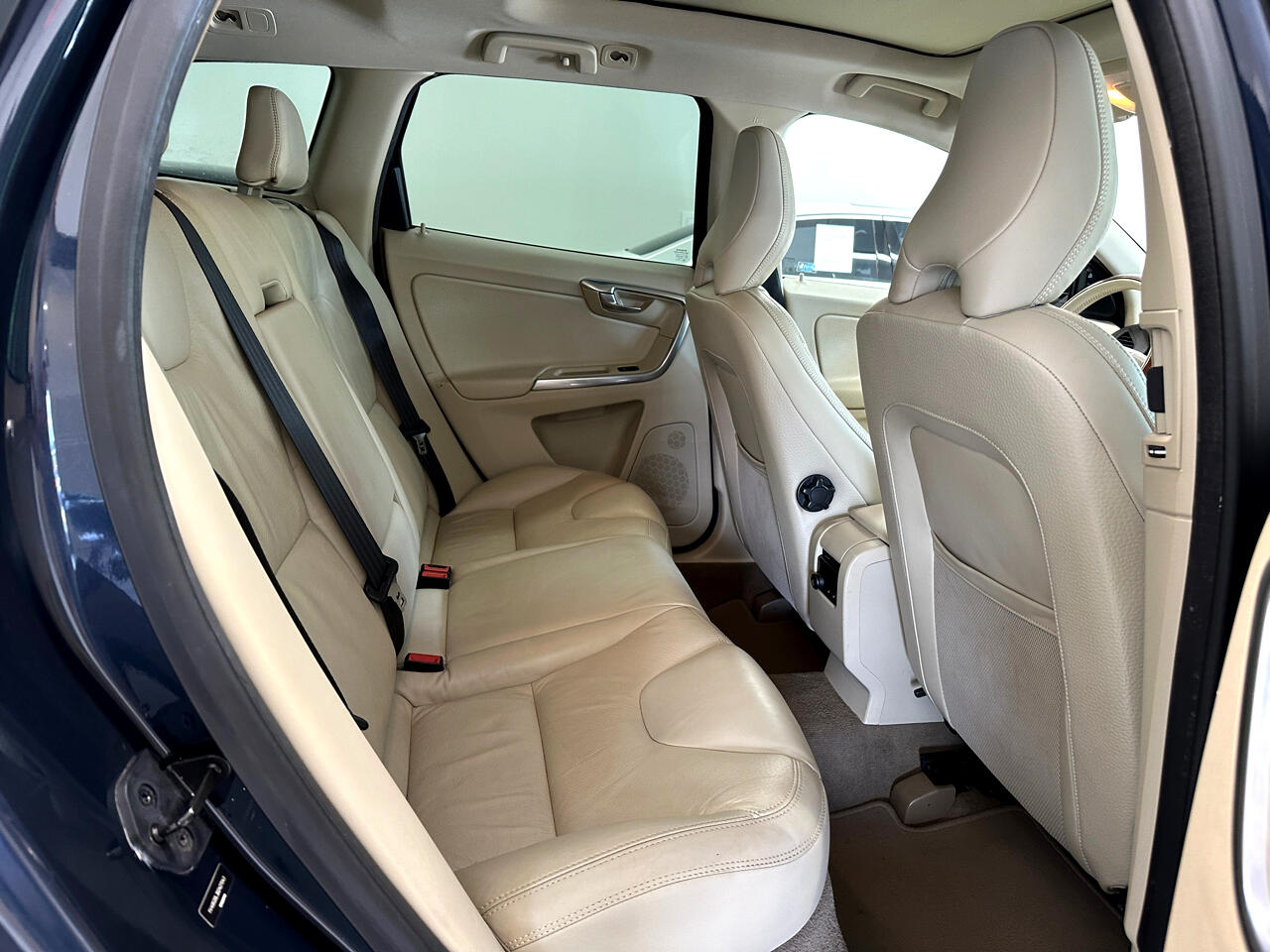 2013 Volvo XC60 3.2 photo 24