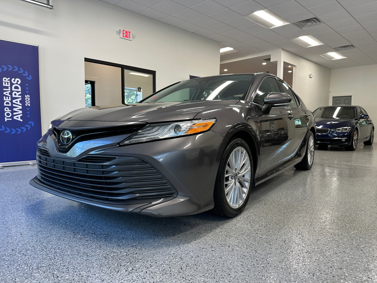 2019 Toyota Camry XLE photo 44