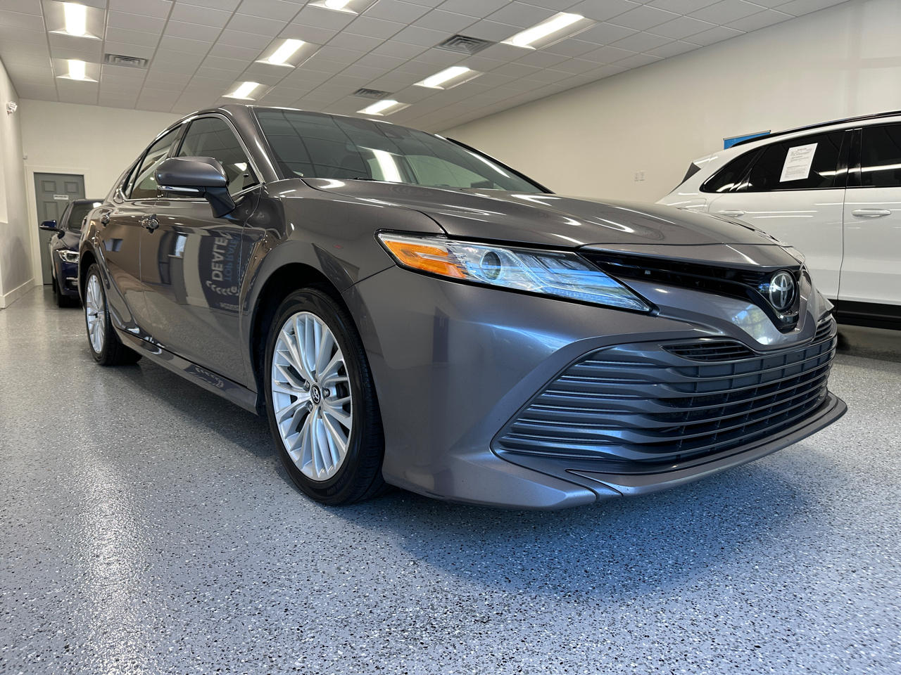 2019 Toyota Camry XLE photo 45