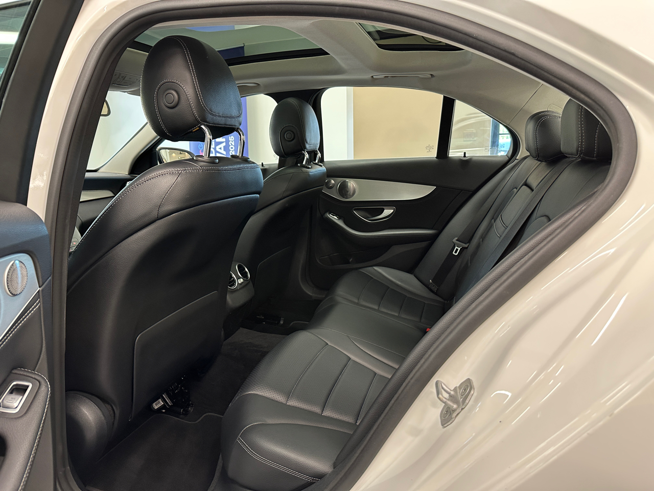 Mercedes-Benz C-Class C300 4MATIC Sedan 2016