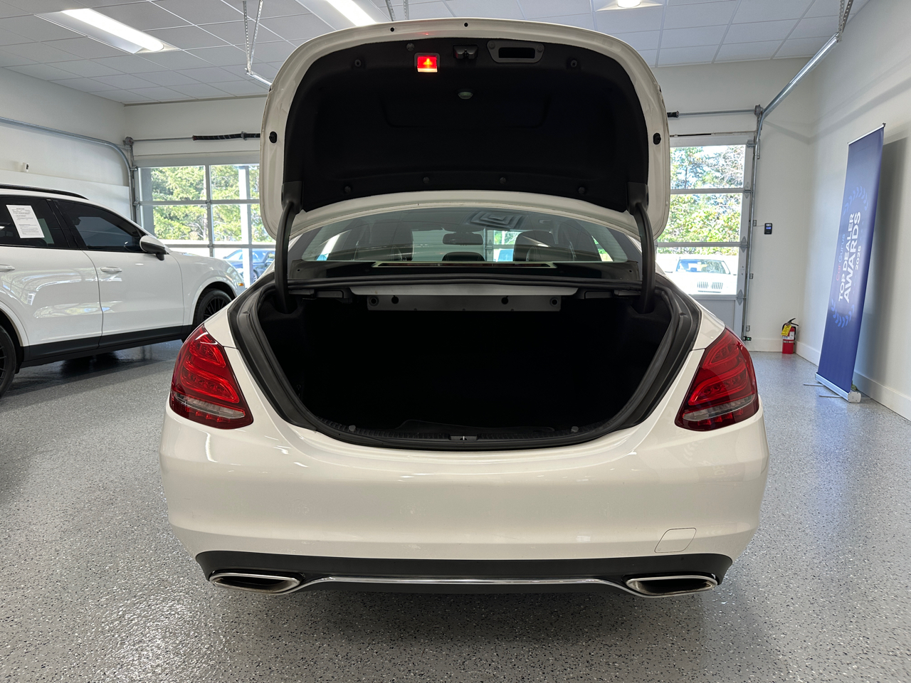 Mercedes-Benz C-Class C300 4MATIC Sedan 2016