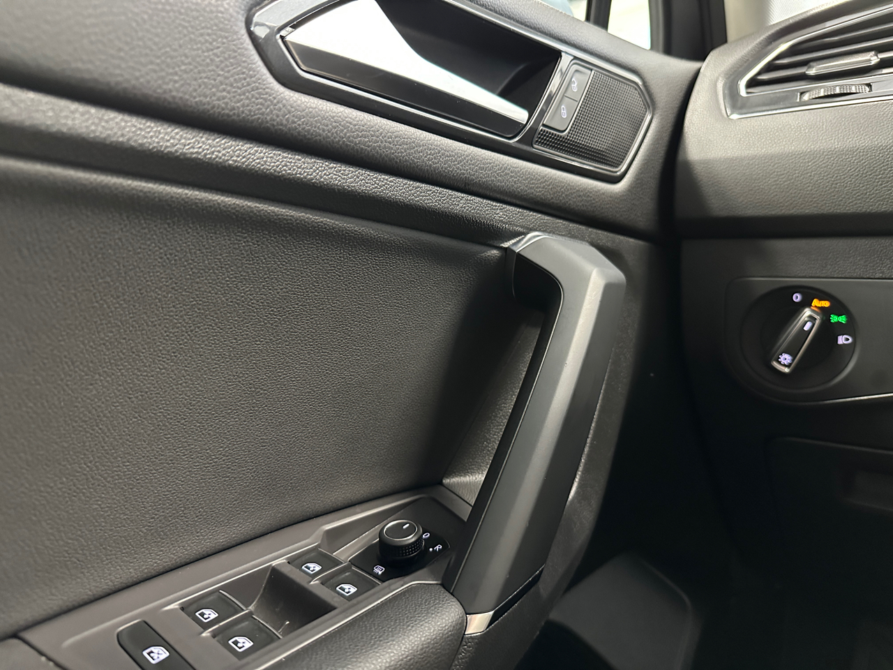 Volkswagen Tiguan  2018