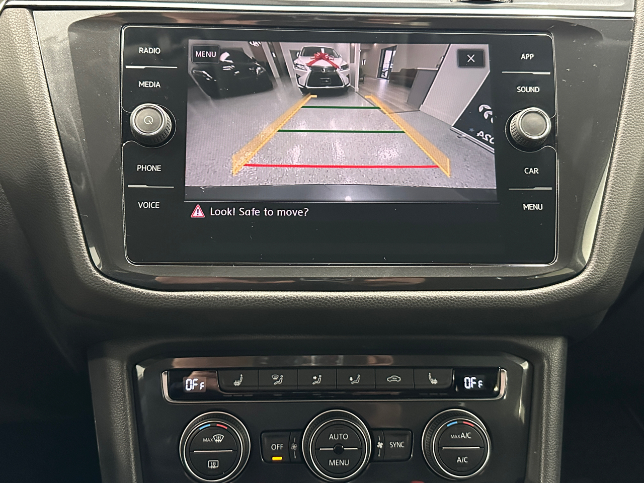 Volkswagen Tiguan  2018