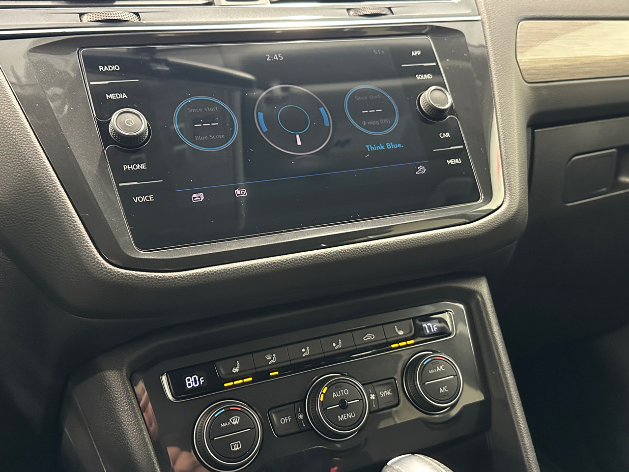 Volkswagen Tiguan  2018